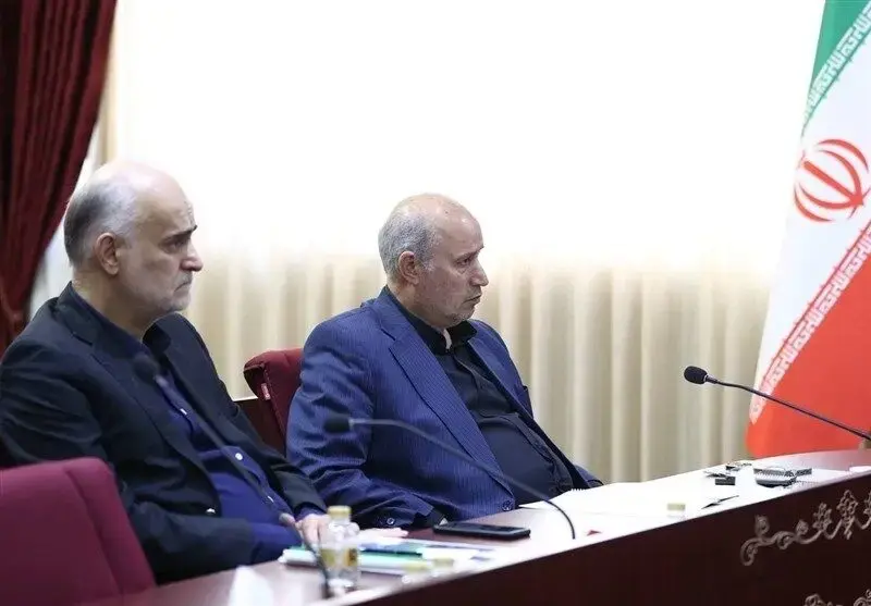 فدراسیون فوتبال , وزارت ورزش و جوانان , 