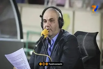 جواد خیابانی در گذر زمان/ از سبیل مدادی تا ریش بلند!