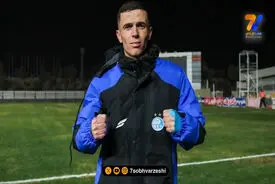 نگاهی به سلفی ستاره استقلال با همسرش