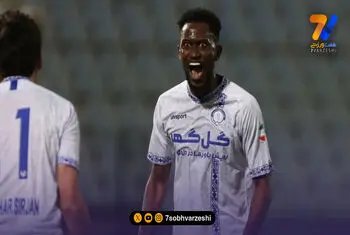 مصدومیت نگران‌کننده هافبک گل‌گهر در پایان نیمه اول