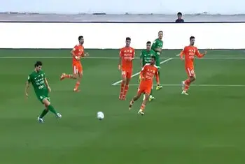 گل اول شباب الاهلی به عجمان با پاس سعید عزت اللهی