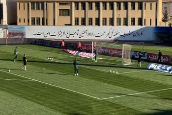 پیام نیازمند آماده برای اولین کلین شیت خارج از خانه در نیم فصل دوم
