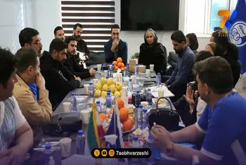 حفظ حرمت قلم فراتر از فوتبال
