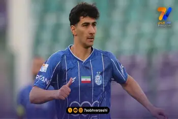 هافبک استقلال: وظیفه خودم دانستم در کنار مردم باشم