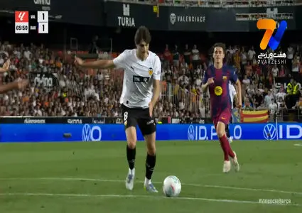 گل اول والنسیا به بارسلونا توسط خاویر گوئرا