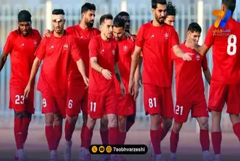 پرسپولیس با ۵ تغییر مقابل فولاد