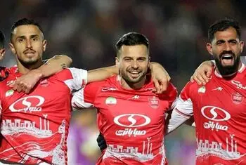 دو صحنه جنجالی بازی پرسپولیس و سپاهان
