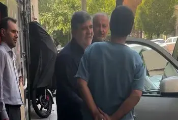 خروج رضا درویش از باشگاه پرسپولیس برای حضور در یک جلسه مهم