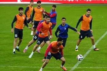 ایران – روسیه؛ جام جهانی برای تیم ملی شروع شد
