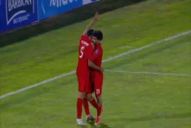 گل اول تراکتور به الشرطه توسط مهدی ترابی