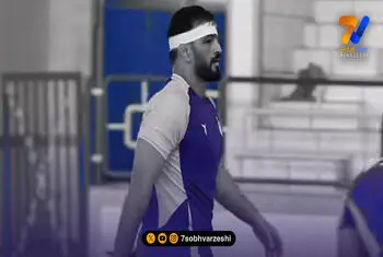 تمرین حسن یزدانی با لباس استقلال