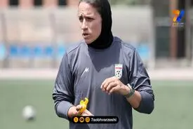 قاب خانوادگی | مادر و خواهر نیلوفر اردلان